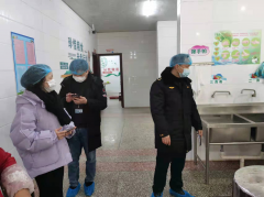 <b>同时以校园周边小卖部、餐、饮品店等为沉点单</b>